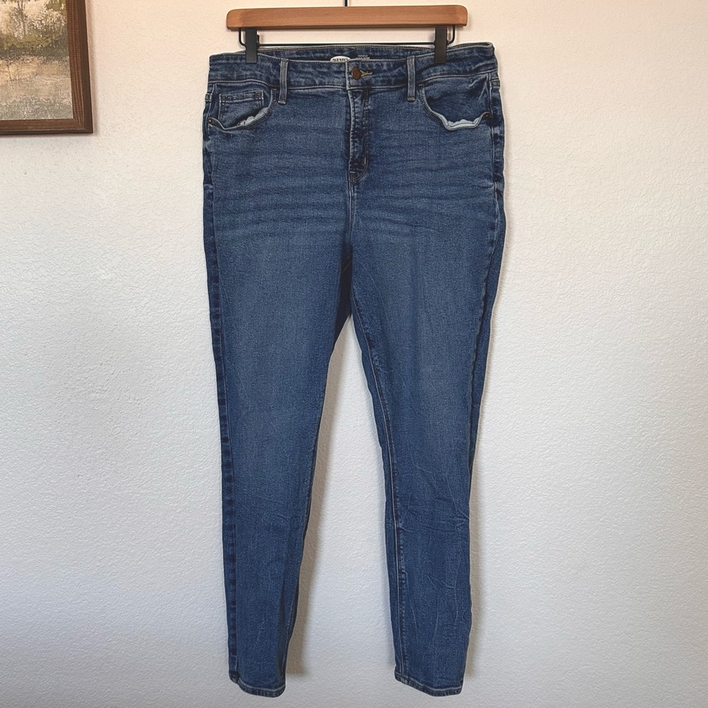 Old Navy rockstar super skinny high rise jeans size 14